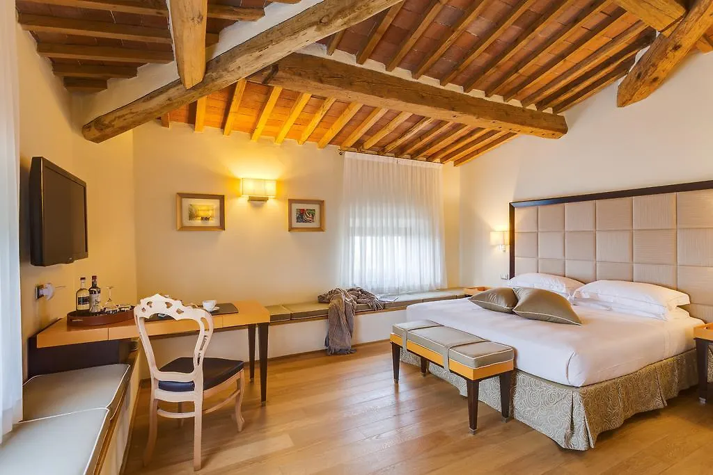 Castello La Leccia Villa Castellina in Chianti Farm stay